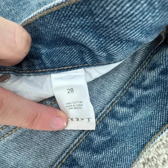 Kendall & Kylie Light Blue Distressed Boyfriend Jeans denim, 3 quarter length - Picture 3 of 9